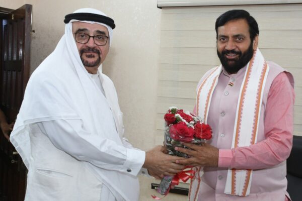 Haryana CM Saini: हरियाणा के सीएम ने की दुबई के बिजनेसमैन शराफुद्दीन शराफ से मुलाकात, इस जिलें में होगा निवेश