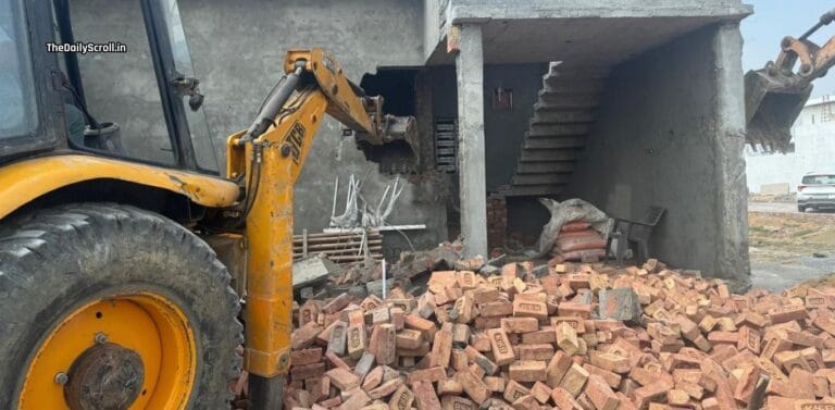 अवैध कॉलोनी / निर्माण