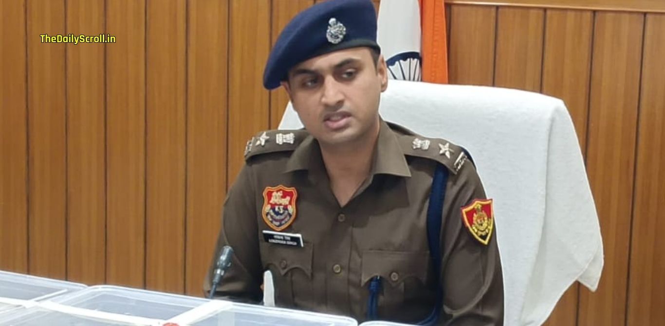 Haryana Police Suspend: हरियाणा के पानीपत में 4 पुलिसवाले सस्पेंड, 1 को किया बर्खास्त, देखें