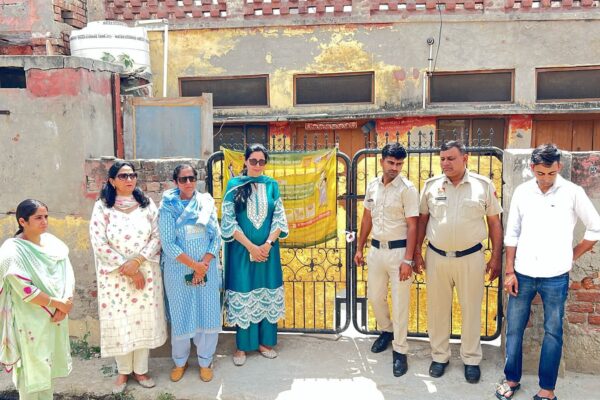 Haryana School Close: हरियाणा में बिना मान्यता प्राप्त स्कूलों पर शिक्षा विभाग ने जड़ा ताला, इस जिलें में हुई कार्रवाई शुरु