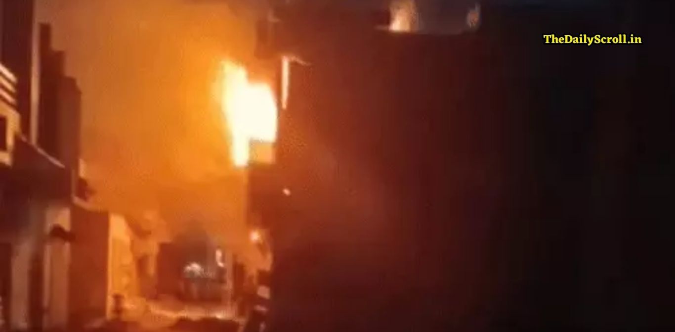 Haryana Breaking: हरियाणा के पानीपत शहर में लगी भयकंर आग, पूरा घर जलकर खाक, देखिए