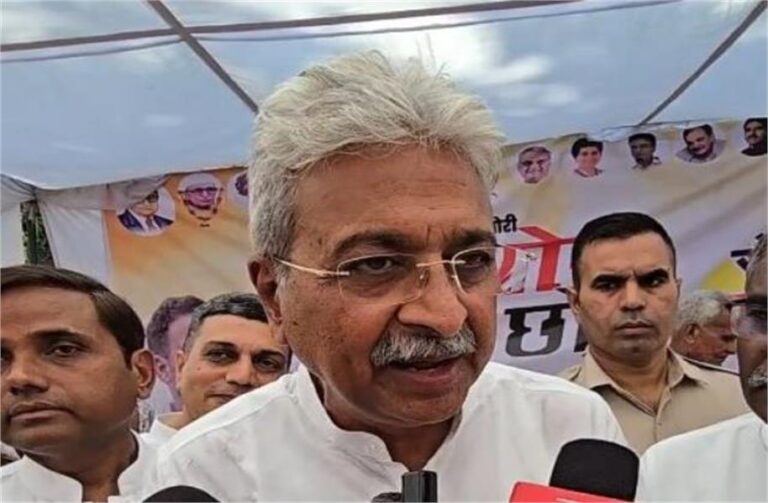 हरियाणा कांग्रेस जिला कार्यकारिणी गठन की घोषणा करते प्रदेश अध्यक्ष राव नरेंद्र सिंह