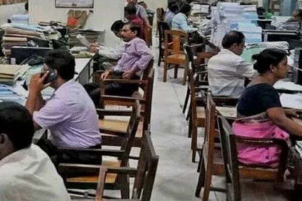 Haryana Employee News: हरियाणा में बढ़ी इन कर्मचारियों की डेपुटेशन अवधि, विभान ने जारी किए आदेश