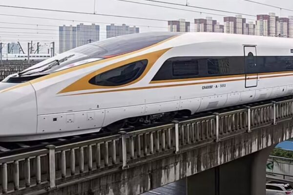 Bullet Train India: रेलवे ने दी खुशखबरी, बुलेट ट्रेन को लेकर आई बड़ी अपडेट, बदल जाएगा यूपी का नक्शा